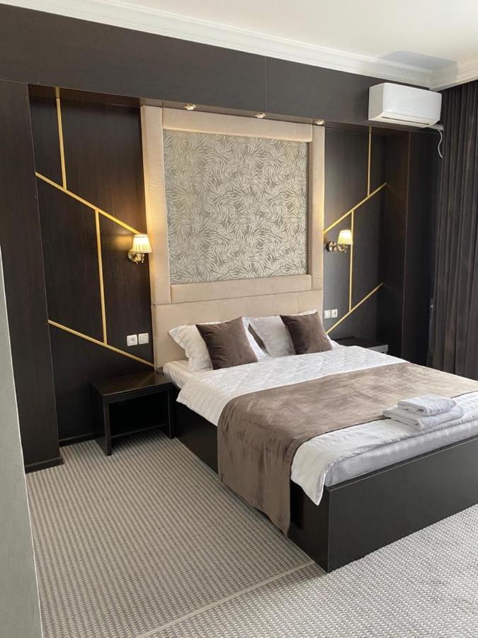 Shahristan Hotel Taraz Eksteriør billede